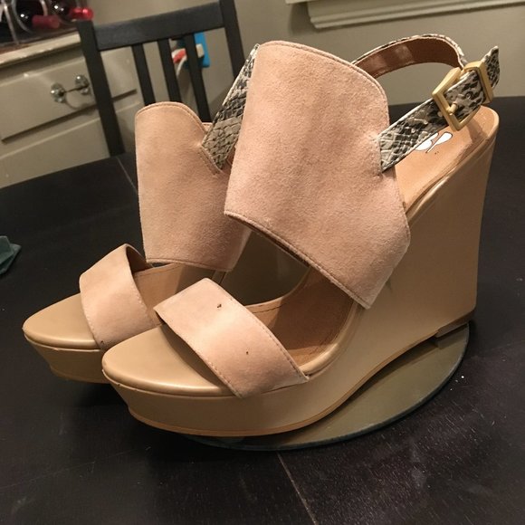 bp Wedge Tan 7.5 - Picture 1 of 3